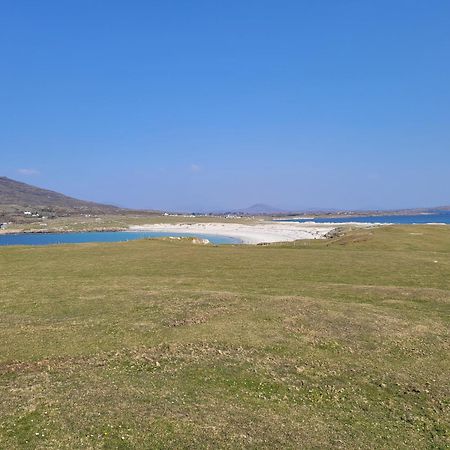 Roundstone Retreats Islandview Bed and Breakfast Buitenkant foto